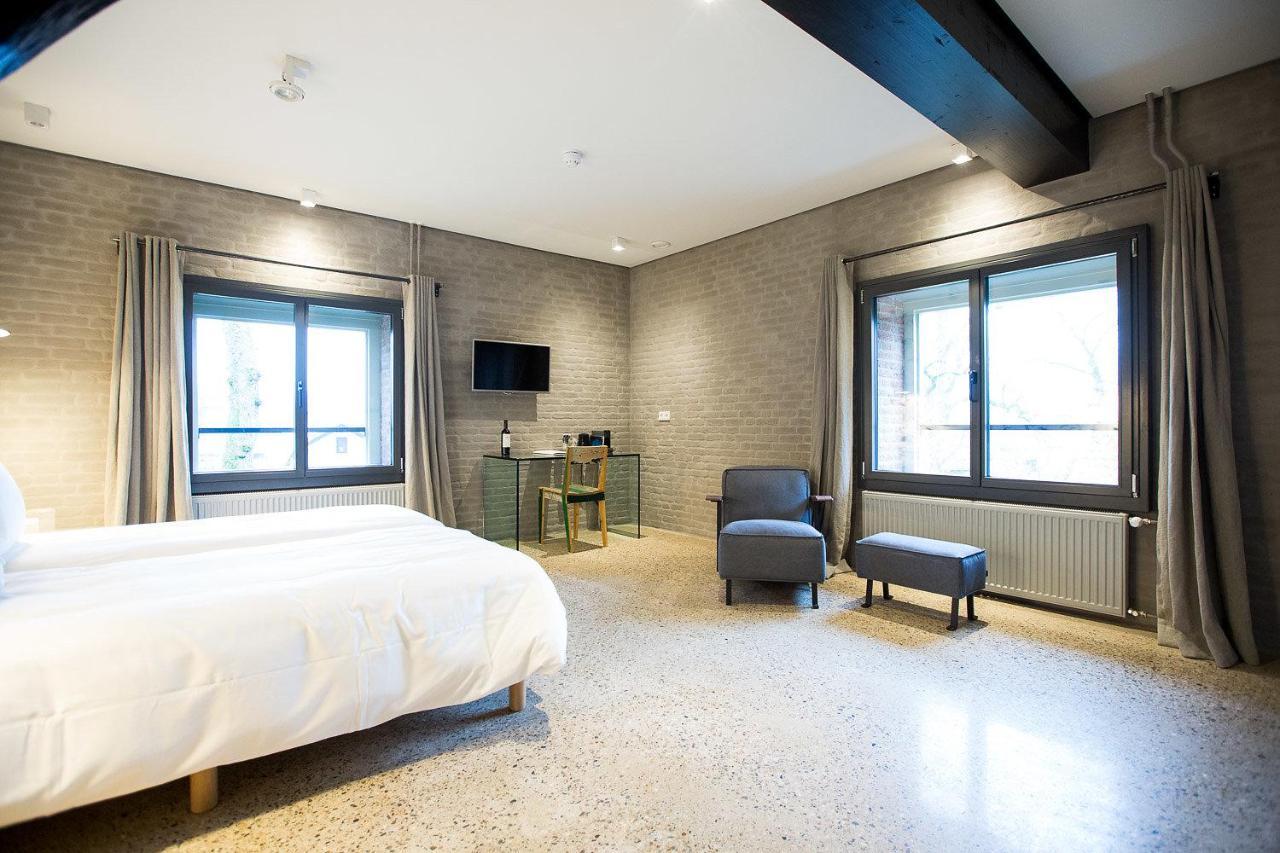 אמרונגן Hotel Napoleonschuur מראה חיצוני תמונה